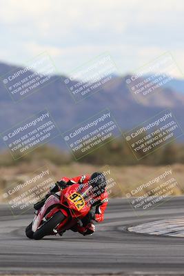 media/Nov-16-2025-Race Pace (Sun) [[8c5fa54630]]/Non Verified Riders (1st 20 Minutes)/5-Turn 15 (110pm)/